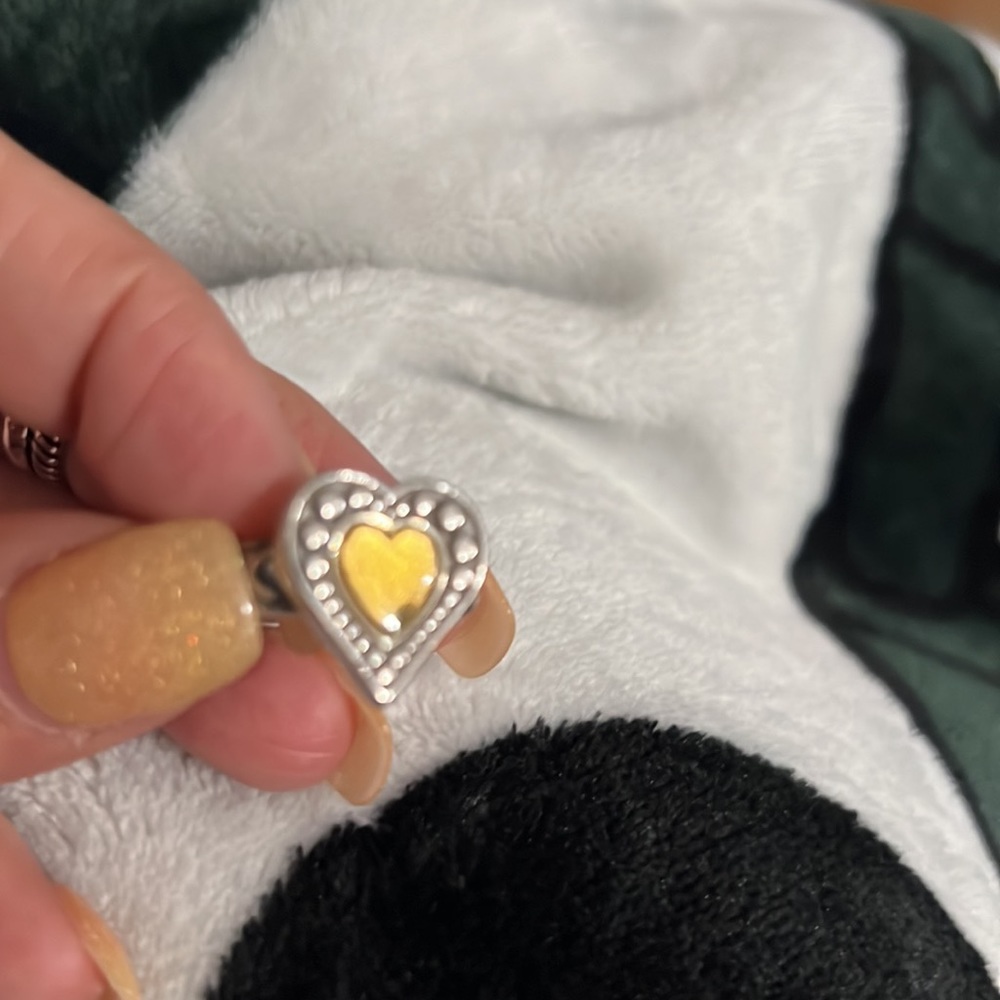 Brighton ring. - Picture 2 of 5
